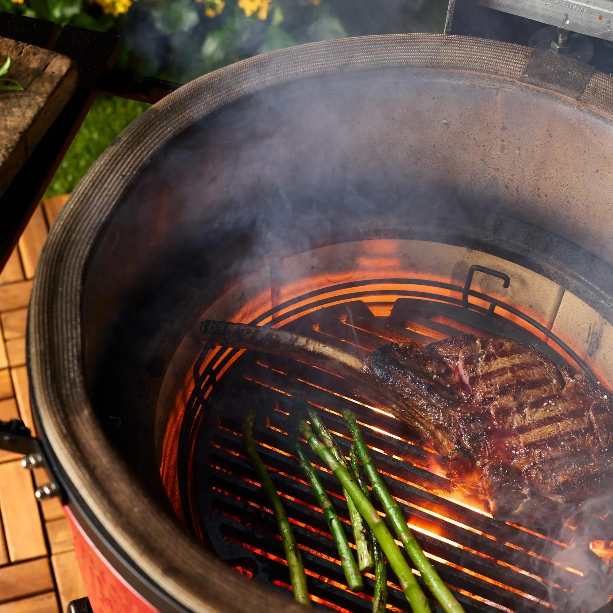 Kamado Joe Big Joe Series III 24" Ceramic BBQ Grill & Trolley