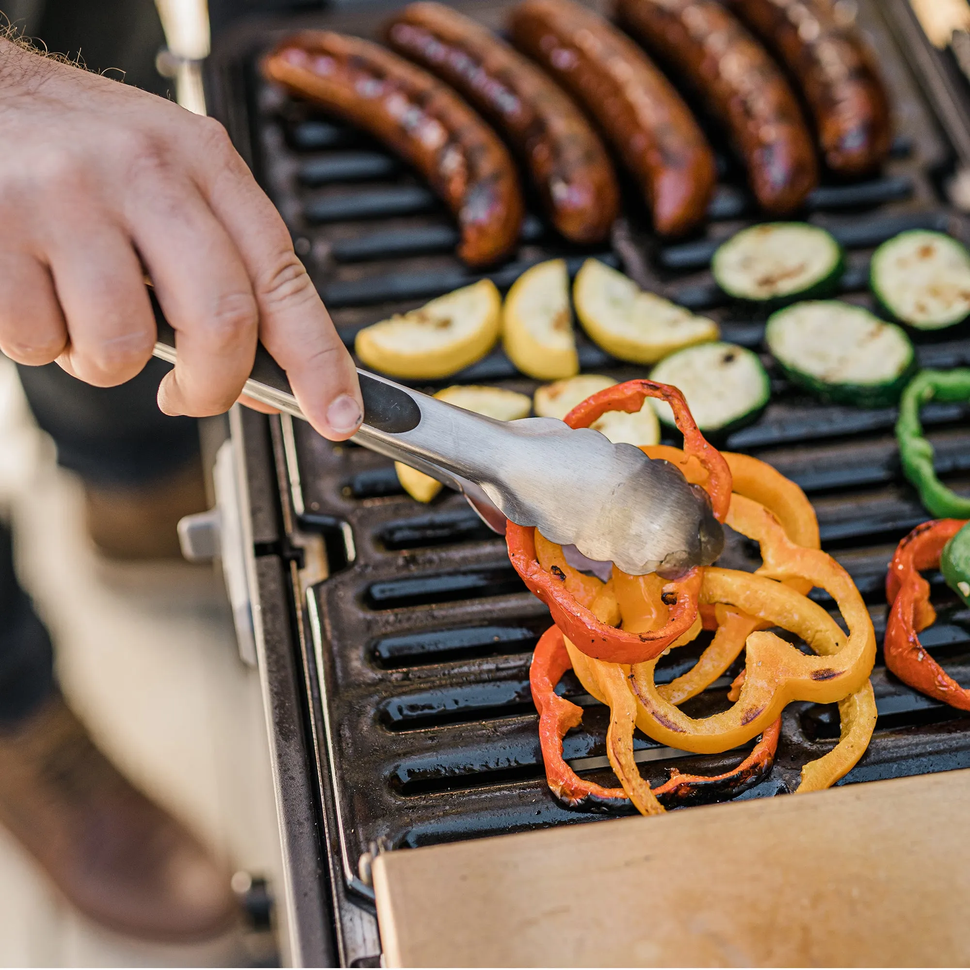 Masterbuilt Portable Charcoal BBQ and Smoker